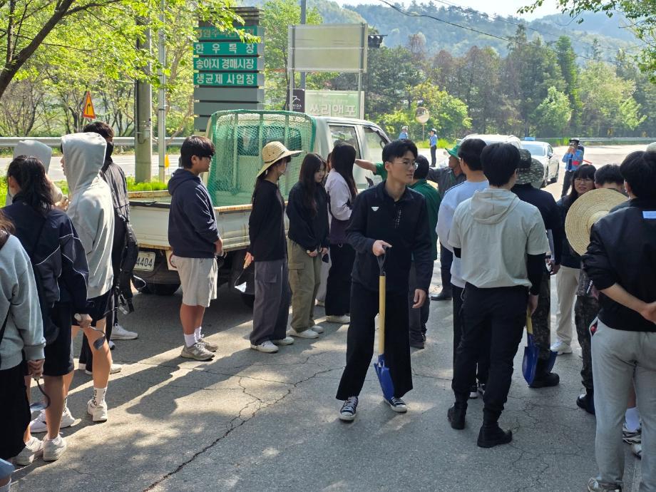 총학생회, 농촌일손돕기 봉사활동 펼쳐...원주시 새마을회-한라대와 협력 5