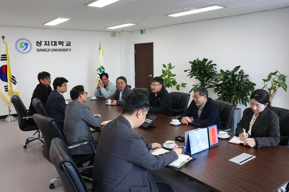 동물자원-스마트팜생명과학과 장학기금 전달식 진행 7