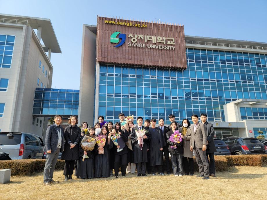 2023년 졸업식 이미지