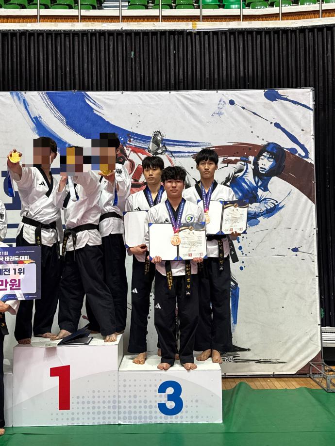 제 21회 제주평화기 전국태권도대회_품새단 이미지