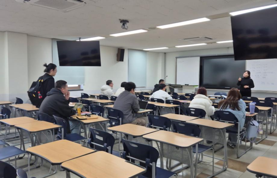 [5-2(외국인유학생시티즌프로젝트)] 외국인 유학생 대상 사회통합프로그램 사전평가 대비 교육 운영 이미지